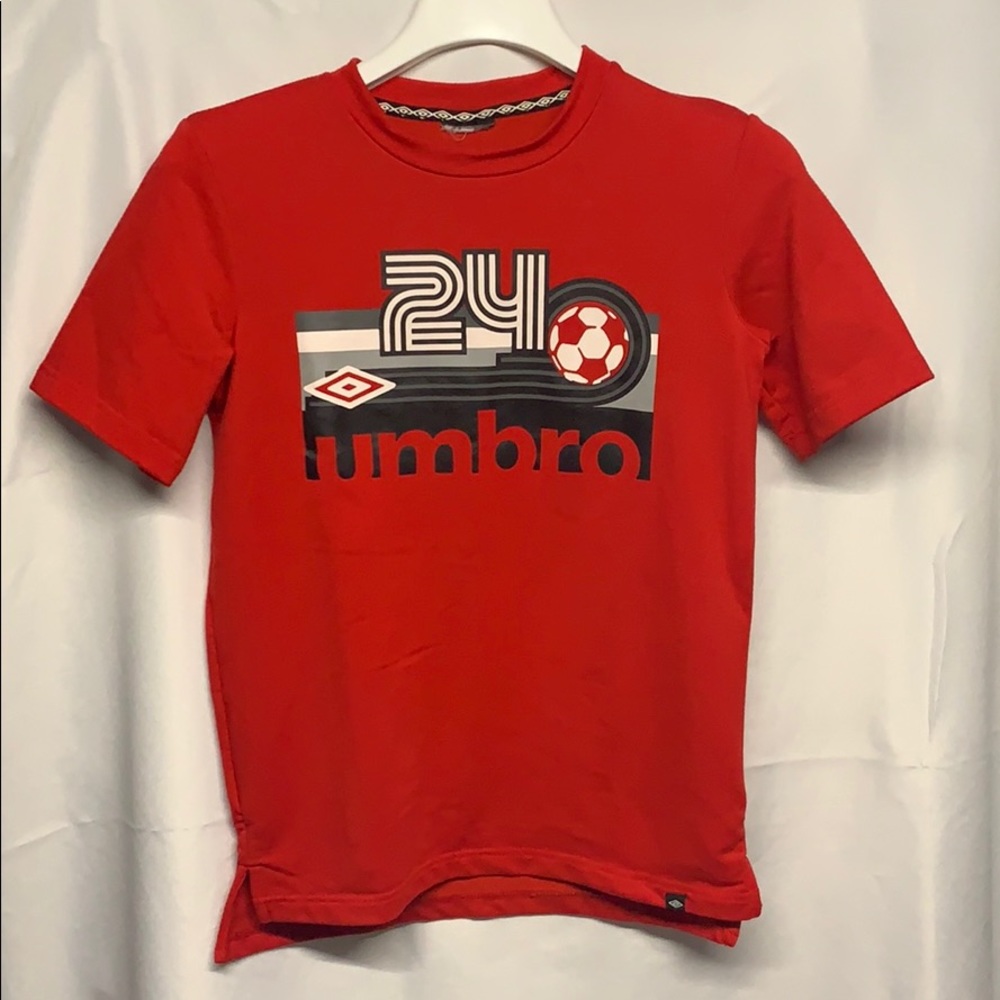 Boys Umbro Tshirt Sz Lg